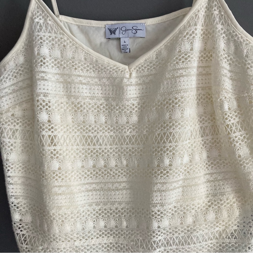 Ivory Cropped Cami - Picture 2 of 4